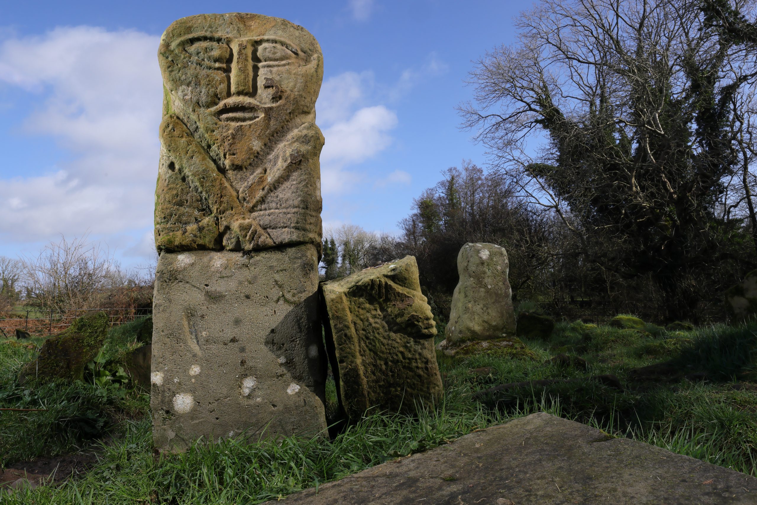 Dreenan stone figure in Caldragh Graveyard